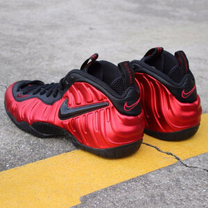 نایک ایر فومپوزیت پرو یونیوِرسیتی Nike Air Foamposite Pro University Red