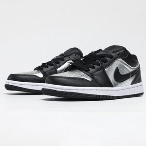 جردن وان بلک متالیک سیلور Jordan 1 Low Black Metallic Silver