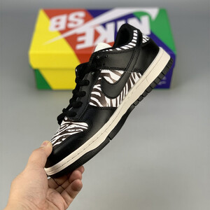 نایک اس بی دانک Nike SB Dunk Low