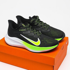 نایک ایر زوم وین فلو 7 Nike Air Zoom Winflo