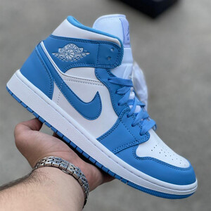 جردن وان رترو یو ان سی Jordan 1 Retro UNC