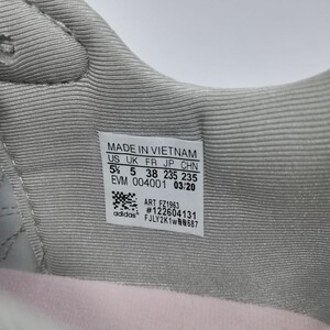 کفش آدیداس اوزویگو Adidas Ozweego