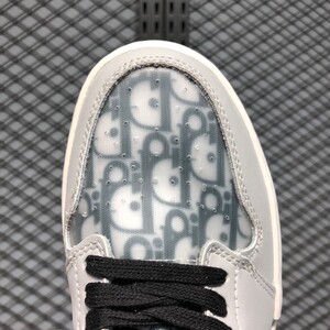 نایک ایر جردن وان Nike Air Jordan 1 High OG Wolf