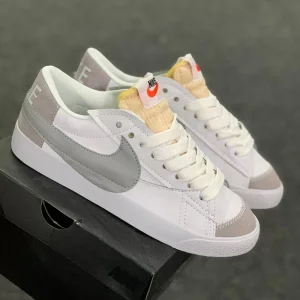 نایک بلیزر جامبو Nike Blazer Low 77 Jumbo White Grey سفید طوسی