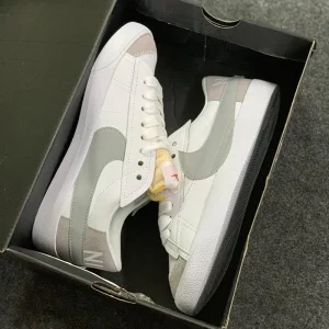 نایک بلیزر جامبو Nike Blazer Low 77 Jumbo White Grey سفید طوسی