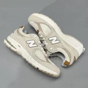 کفش نیوبالانس New Balance 2002R