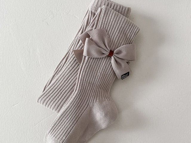 جورابشلواری عروسکی بچگانه