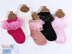 جوراب لب تور بچگانه