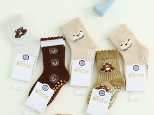 جوراب نوزادی  کف ژله ای