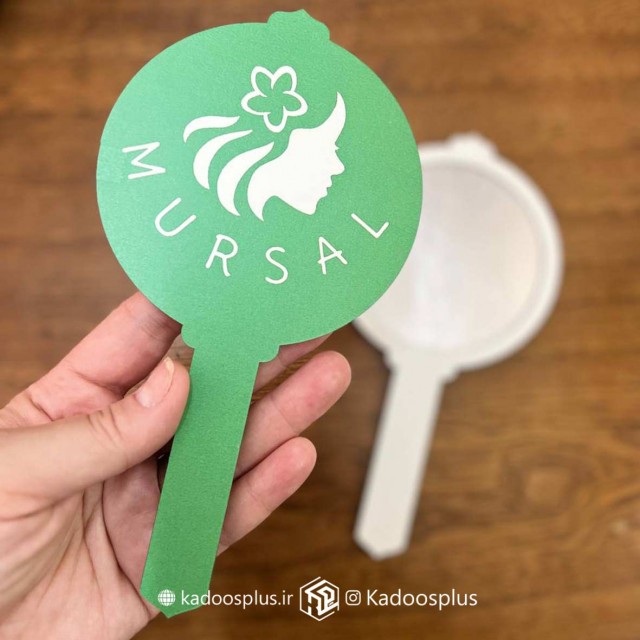 آینه دستی چوبی با طرح دلخواه