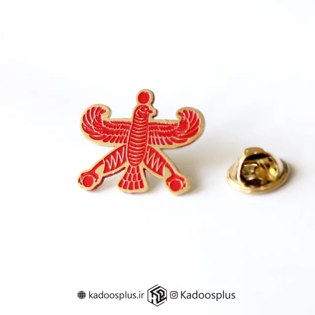 بج سینه درفش شهباز قرمز بُرشی