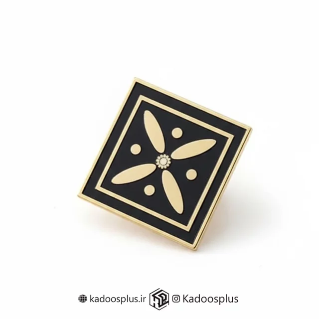 بج سینه درفش کاویانی مشکی