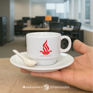 فنجان و نعلبکی قاشق دار