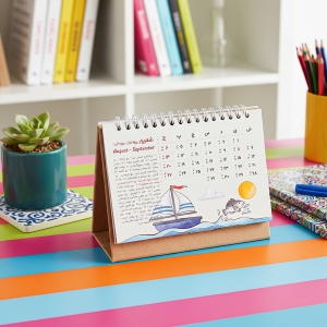 تقویم رومیزی سال 1405 استودیو کایزن طرح Bloom Desk