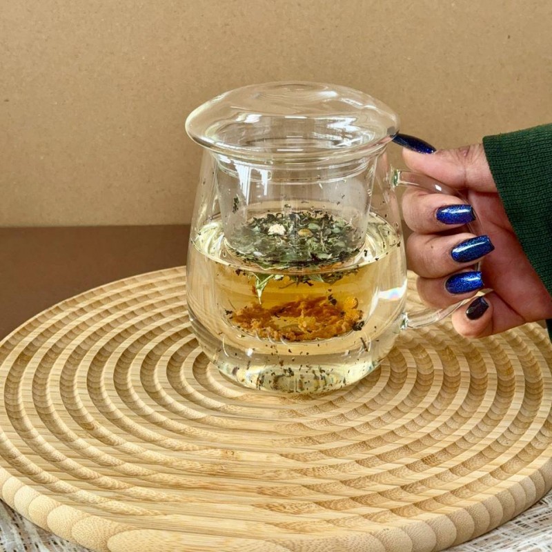 لیوان دمنوش