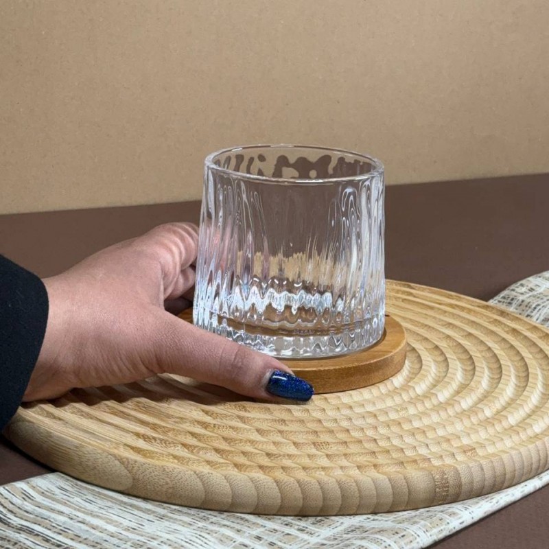 لیوان چرخشی زیر چوبی