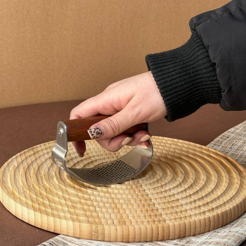 سیر له کن و درب باز کن