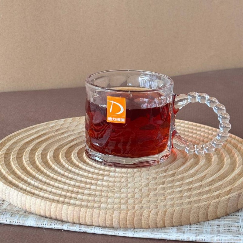 لیوان  شیشه ای مدل دسته نگینی