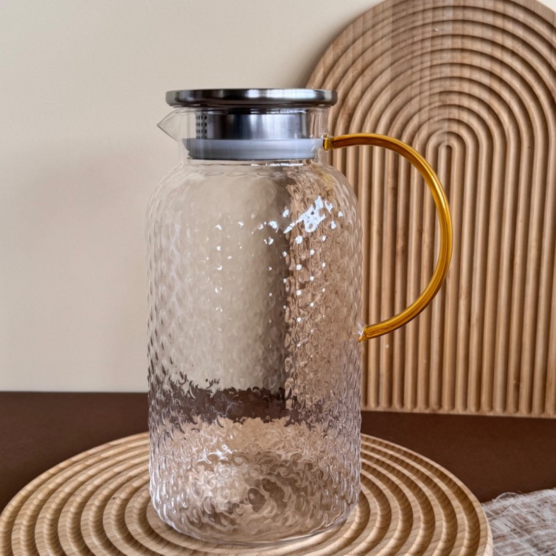 پارچ پیرکس لانه زنبوری دسته طلایی درب استیل