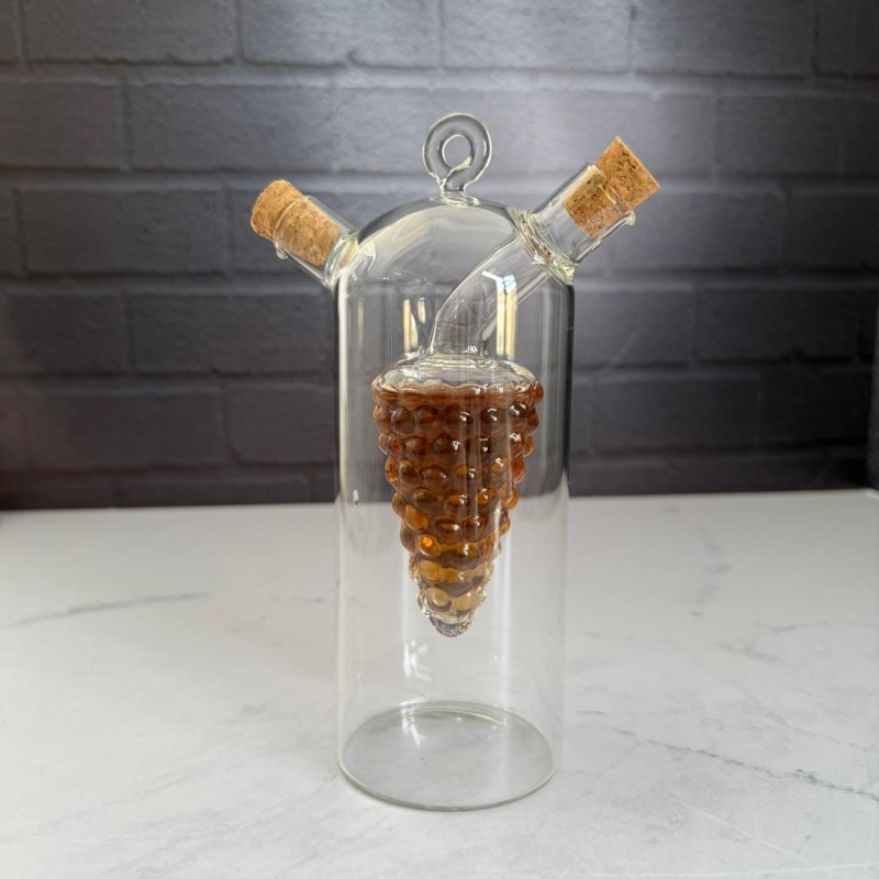 جا آبلیمو و سرکه دو مخزنه پیرکس طرح استوانه ای داخل انگور