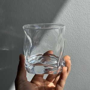 نیم لیوان دفرمه شیشه ای DELI GLASS