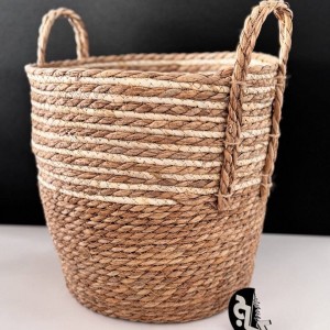 سبد حصیری دسته دار