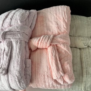 حوله تن پوش