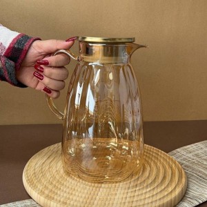 پارچ پیرکس شیار دار درب استیل رزگلد