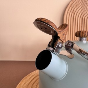 کتری استیل کف چدن دسته بامبو تک سوت 2.5 لیتر