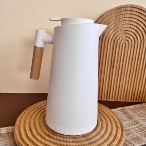 فلاسک 1 لیتری دسته بامبو