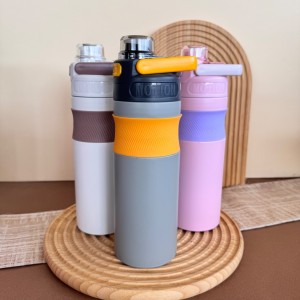 فلاسک کمر سیلیکونی