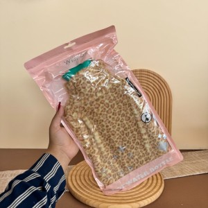 کیسه آب گرم سیلیکونی روکش پشمالو طرح پلنگی