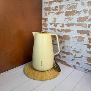 فلاسک Feenik سرطلایی