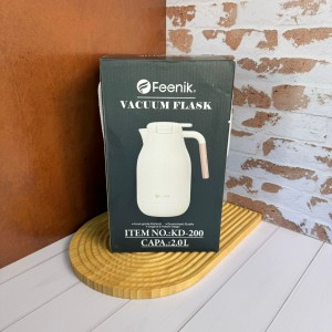 فلاسک دسته بامبو برند feenik ظرفیت 1.5 لیتری