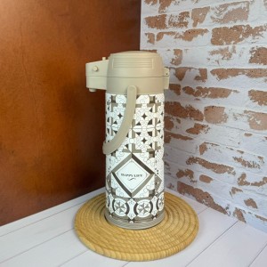 فلاسک پمپی دسته دار DAY DAYS ظرفیت 1/9 لیتری