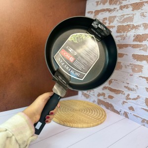 ماهیتابه  تک دسته گرانیتی برند بارولی سایز 28