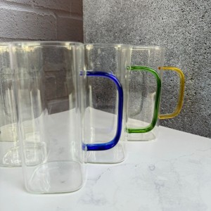 لیوان مربعی پیرکس دسته رنگی 300 میل