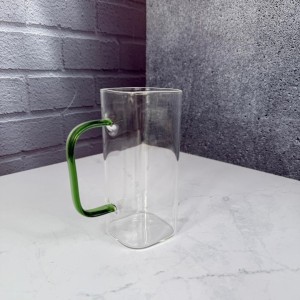 لیوان 300 میل