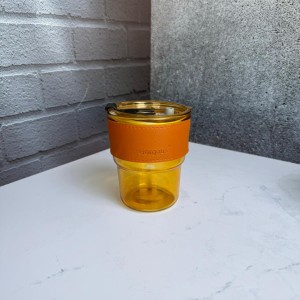 لیوان اسموتی پیرکس نی دار دور چرم