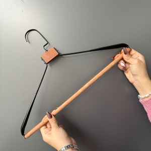 چوب لباسی چوب و فلز دوکاره