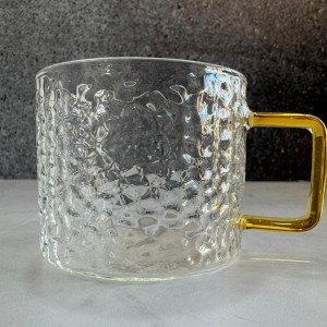 شات قهوه خوری پیرکس مدل سنگی ریز دسته طلایی 150میل