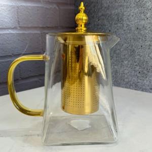 قوری پیرکس طلایی درب استیل صافی دار کف مربعی