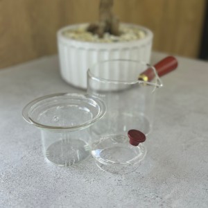 قوری   پیرکس دسته چوبی