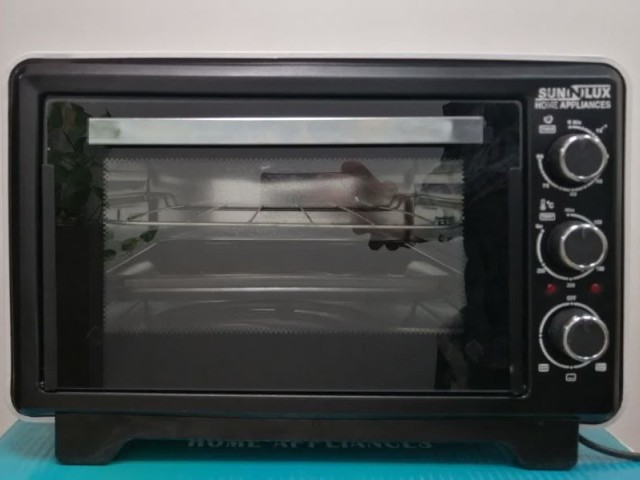 اون توستر 40 لیتر مدل  SUNNLUX ET-4000S