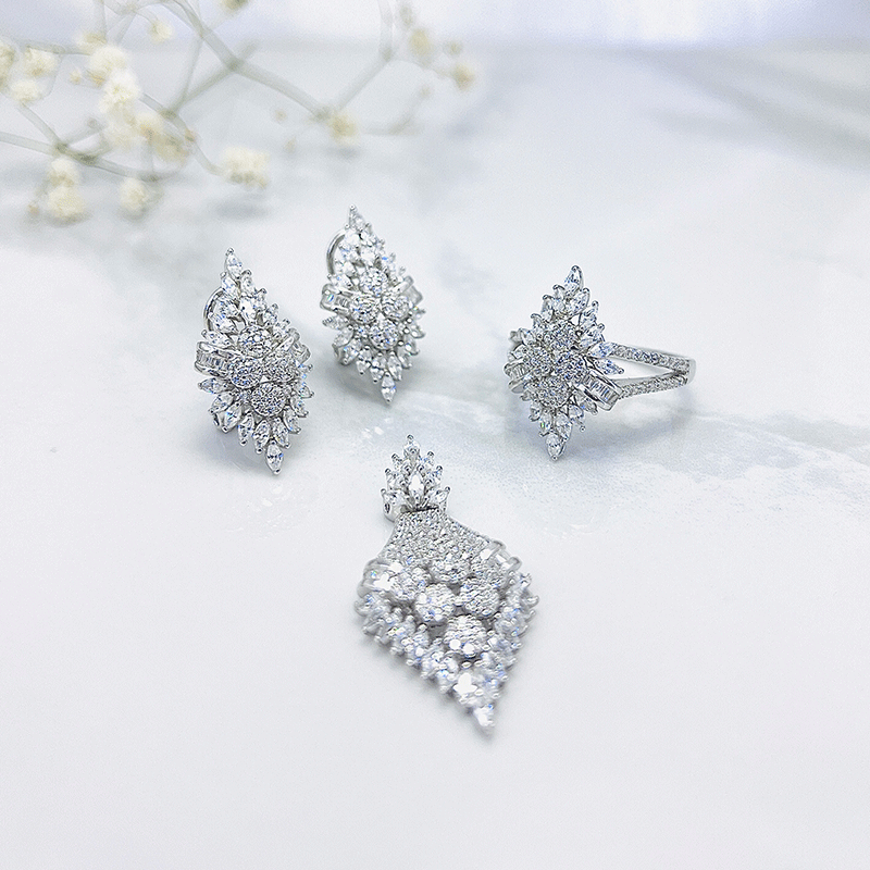 نیم ست نقره زنانه ایتالیایی مدل مارکیز