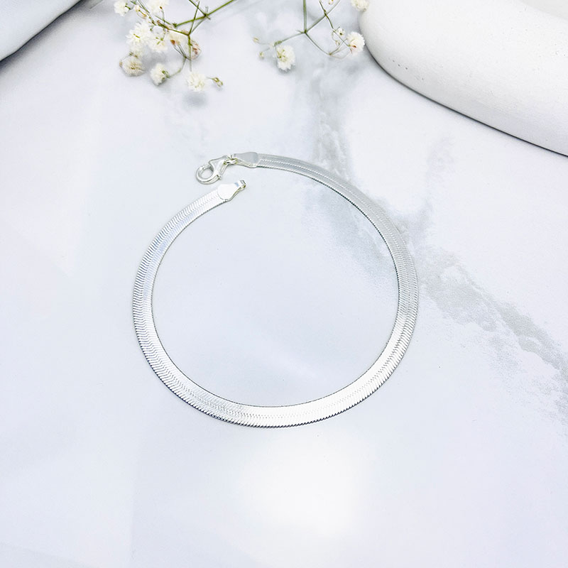 دستبند نقره مدل ماری (هرینگبون)