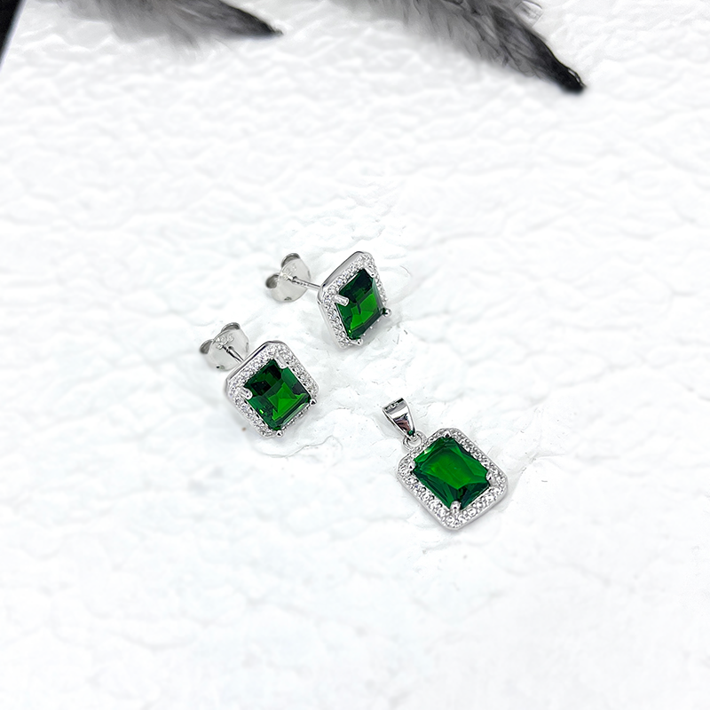 نیم ست نقره زنانه مدل طرح زمرد