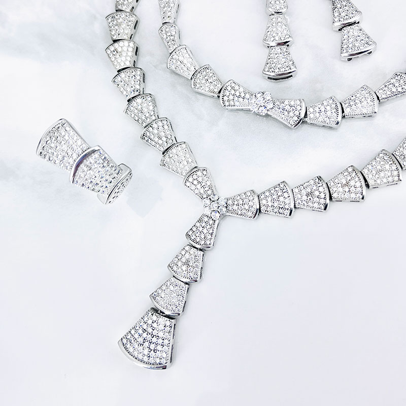 سرویس نقره زنانه مدل طرح جواهر فلاور