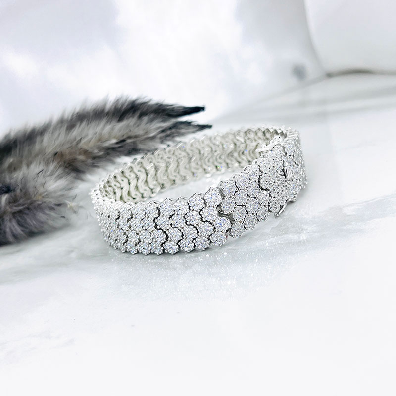 دستبند نقره زنانه مدل کندویی