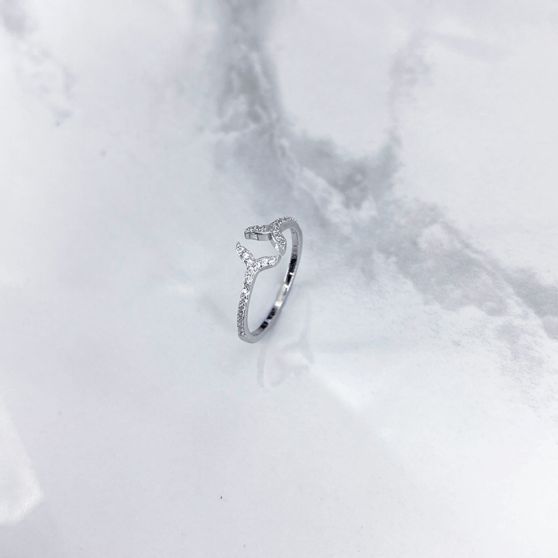 انگشتر نقره دخترانه مدل دم وال